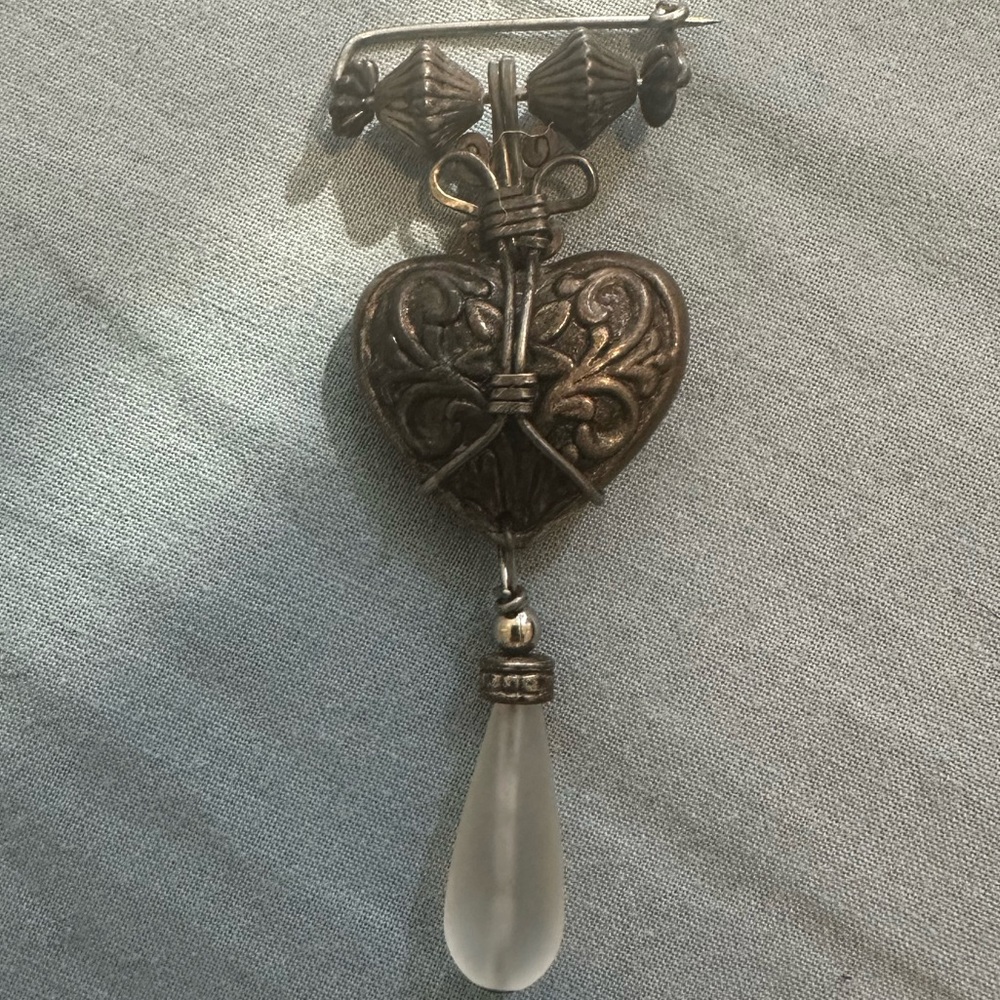 Dangly Heart Brooch